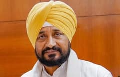 Big News: ਵੱਡੀ ਖਬਰ, ਪੰਜਾਬ ਕਾਂਗਰਸ 'ਚ ਸਿਆਸੀ ਹਲਚਲ ਤੇਜ਼: ਇਨ੍ਹਾਂ ਆਗੂਆਂ ਨੂੰ ਮਿਲ ਸਕਦੀ ਅਹਿਮ ਜ਼ਿੰਮੇਵਾਰੀ? 3 ਵੱਡੇ ਚਿਹਰਿਆਂ ਨੂੰ ਅੱਗੇ ਲਿਆਉਣ ਦੀ...