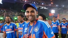 Suryakumar Yadav News : कर्णधारपद गेलं, संघातूनही डच्चू...; सूर्यकुमार यादवची पहिली प्रतिक्रिया व्हायरल; नेमकं काय म्हणाला? सगळ्यांचं लक्ष वेधलं