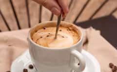 Coffee and Dehydration Myths: ਕੀ ਕੌਫੀ ਪੀਣ ਨਾਲ ਸਰੀਰ 'ਚ ਹੋ ਜਾਂਦੀ ਪਾਣੀ ਦੀ ਕਮੀਂ? ਰਿਸਰਚ 'ਚ ਹੋਇਆ ਵੱਡਾ ਖੁਲਾਸਾ