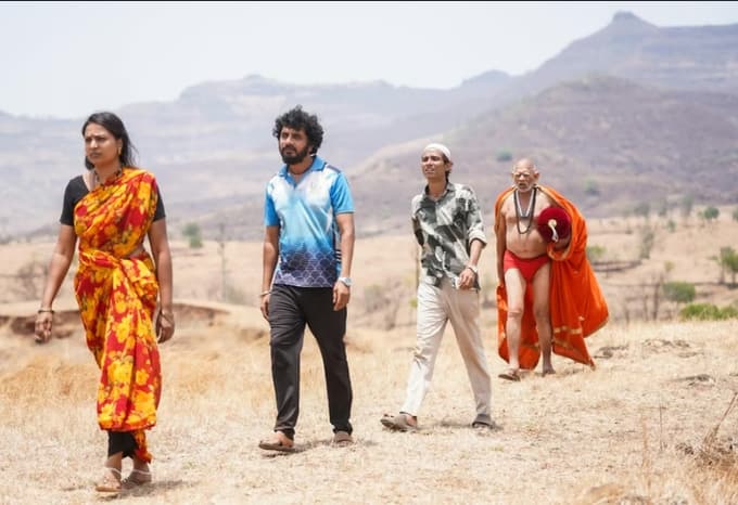 सर्वाधिक कमाई करणाऱ्या मराठीतल्या टॉप 5 चित्रपटांमध्ये देऊळ बंद 2 चित्रपटाची एन्ट्री झाली आहे.
