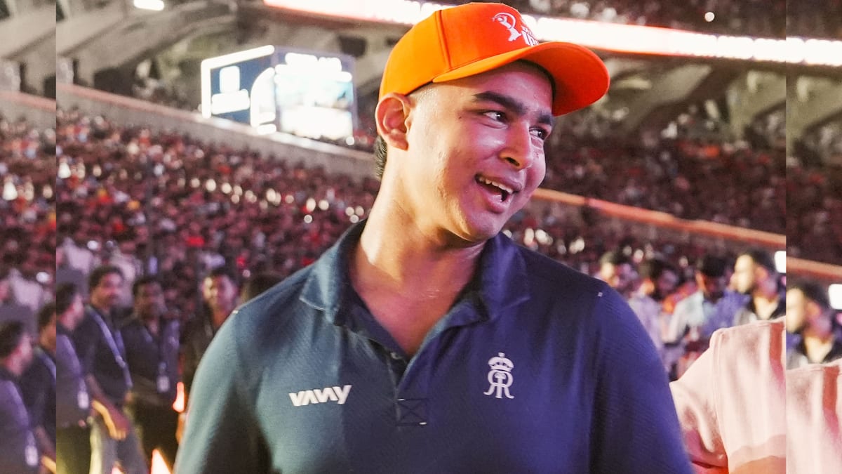WATCH: Vaibhav Sooryavanshi's Team India Selection Triggers Festivities Across Samastipur, Bihar