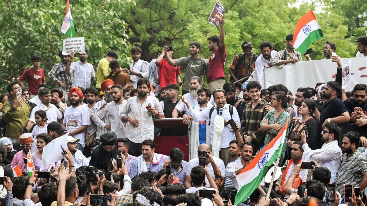 ‘Cockroaches On The Ground’: Dipke Posts Jantar Mantar Protest Visuals