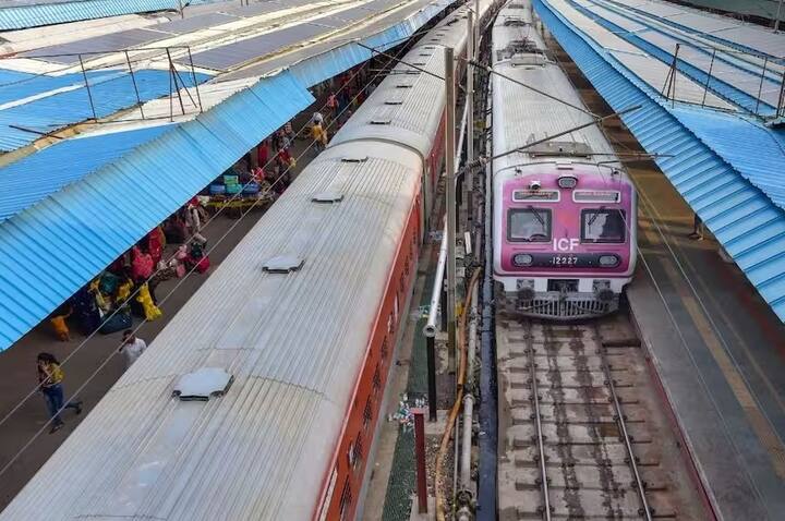 Rail One એપ રેલવે સેવાઓને એકીકૃત કરવા માટે વિકસાવવામાં આવી હતી. આ પ્લેટફોર્મ માત્ર ટિકિટ બુકિંગ જ નહીં પરંતુ રેલ્વે સંબંધિત ઘણી અન્ય સેવાઓ પણ પ્રદાન કરે છે. તેનો યુઝર ઇન્ટરફેસ આધુનિક અને સરળ માનવામાં આવે છે, જે યુઝર્સને એક જ પ્લેટફોર્મ પર વિવિધ સેવાઓ ઍક્સેસ કરવાની મંજૂરી આપે છે.