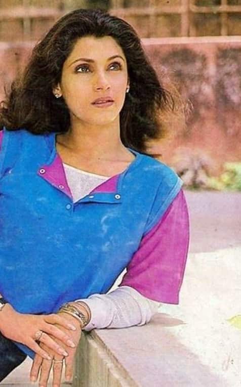 डिंपल 69 साल की हो चुकी हैं, लेकिन उनका चार्म और ग्रेस वैसा ही बरकरार है. वो आज भी अपने ग्लैमरस लुक्स को लेकर चर्चा में रहती हैं.