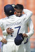 Manav Suthar IND vs AFG : आला, पाहिलं अन् गाजवलं! 25 वर्ष जे कोणालाच जमलं नाही, ते मानव सुथारने एकाच झटक्यात करून दाखवलं; नेमकं काय घडलं?