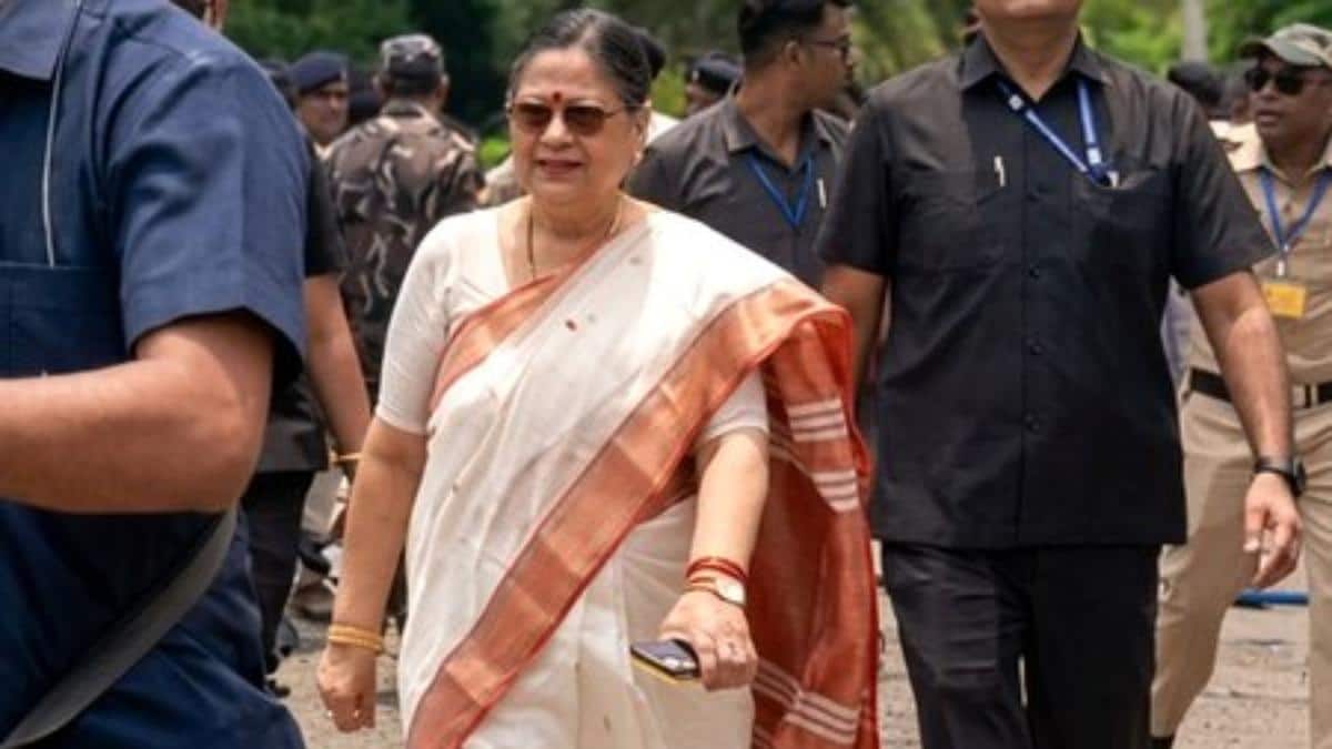 TMC Rift Deepens? Kakoli Ghosh Dastidar Claims 20 MPs Back BJP-Led NDA