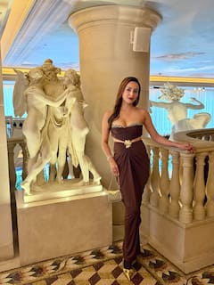 Zaara Yesmin Pics: ઓફ શોલ્ડર આઉટફીટમાં ઝારા યાસ્મિનનો બોલ્ડ અવતાર
