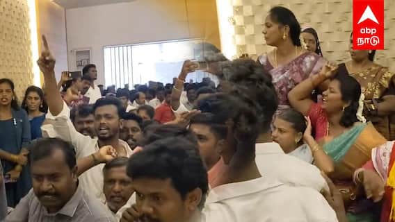 Dindigul TVK | ”மா.செ-வை உடனே மாத்துங்க” தவெகவில் கோஷ்டி பூசல்! அமைச்சரை சந்திப்பதில் சண்டை