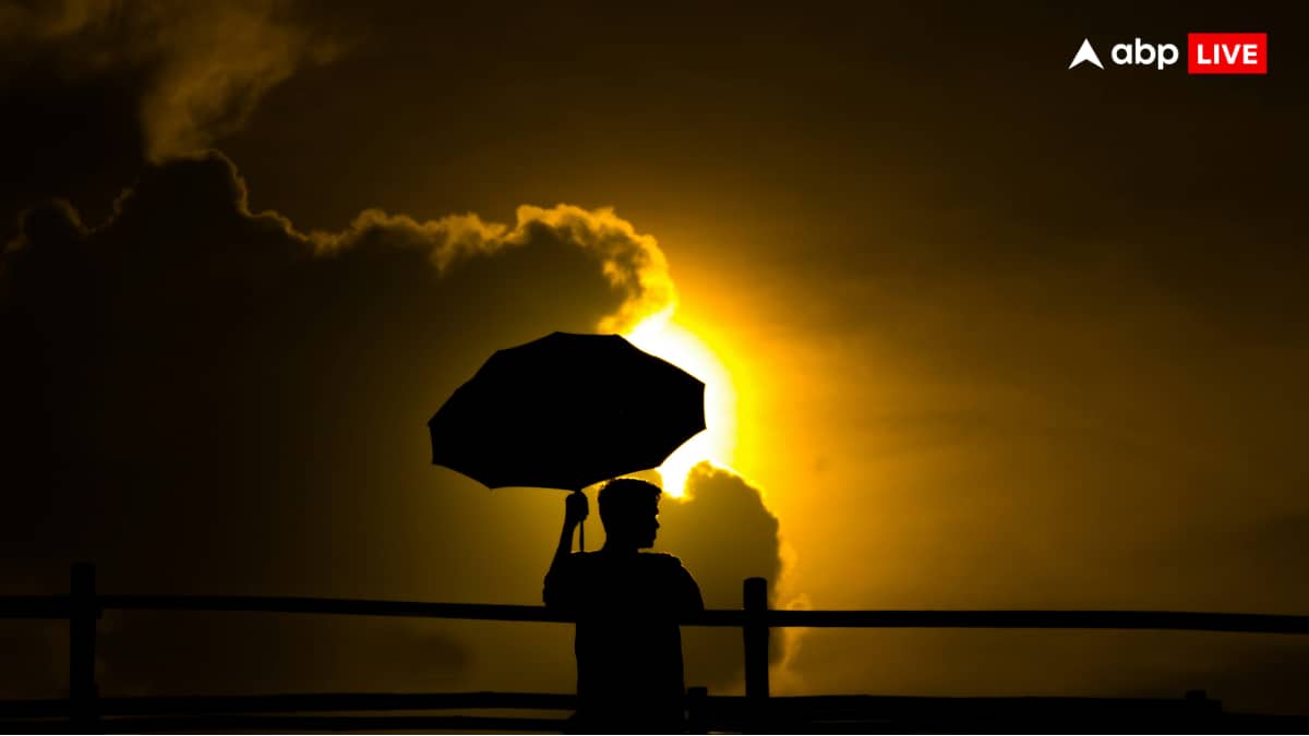 Weather Alert: देश में मौसम का डबल अटैक, आंध्र में लू-बारिश, दिल्ली में 42°C का कहर, उत्तर बंगाल में मॉनसून की एंट्री