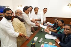 Chhagan Bhujbal on Rajya Sabha Election 2026: पहिले लांब दिसले, मग राजेंद्र जैन यांच्या जवळ उभे राहिले; बाहेर येताच छगन भुजबळांची शेरोशायरी, राज्यसभेच्या उमेदवारीवरुन डावलल्यानंतर काय काय बोलले?