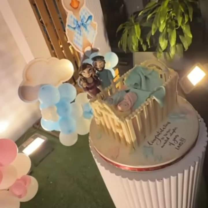 संभावनाने ऑपरेशन थिएटरमधूनच जुळ्या मुलांचा जन्म कॅमेऱ्यात कैद केला आहे. जुळ्या मुलांना बघून संभावना आणि पती अविनाश द्विवेदी यांच्या डोळ्यात अश्रु आले होते.