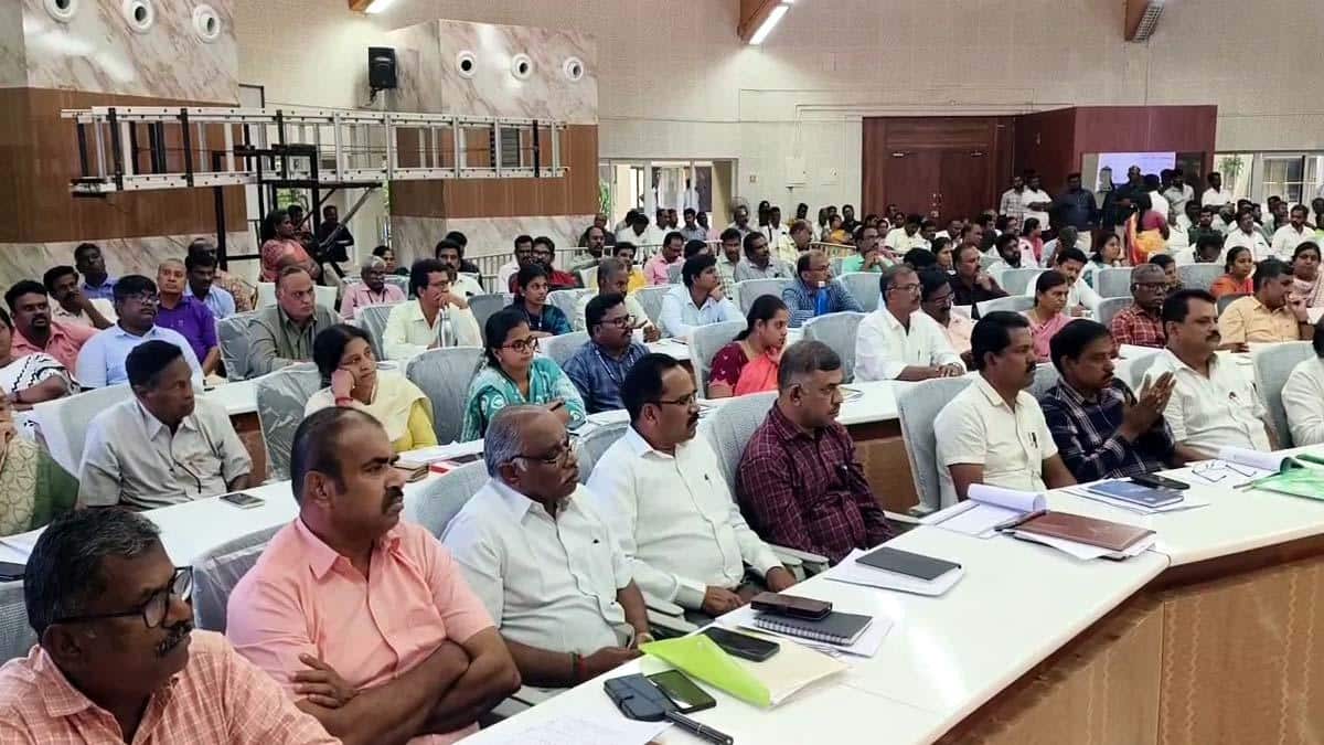 அனிதா ராதாகிருஷ்ணன் உள்ளிட்ட அமைச்சர்களின் பேச்சு அநாகரிகம்: திமுகவுக்கு ஜோதிமணி கண்டனம்!