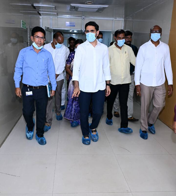 విశాఖ ఉక్కు పునరుద్ధరణ దిశగా అడుగులు పడుతున్న సమయంలో ఈ విషాద ఘటన జరగడం కలచివేసింది. ప్రమాద సమాచారం అందిన వెంటనే అధికారులు ఘటనాస్థలానికి చేరుకుని సహాయక చర్యలను వేగవంతం చేశారు. : మంత్రి నారా లోకేష్