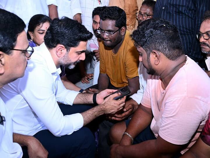 బాధిత కుటుంబాలకు ధైర్యం చెప్పారు. గాయపడి కేజీహెచ్‌లో చికిత్స పొందుతున్న బాధితులతో మాట్లాడి ప్రమాదం జరిగిన తీరును అడిగి తెలుసుకున్నారు. గాయపడిన వారికి మెరుగైన చికిత్స అందించాలని అధికారులను ఆదేశించారు.