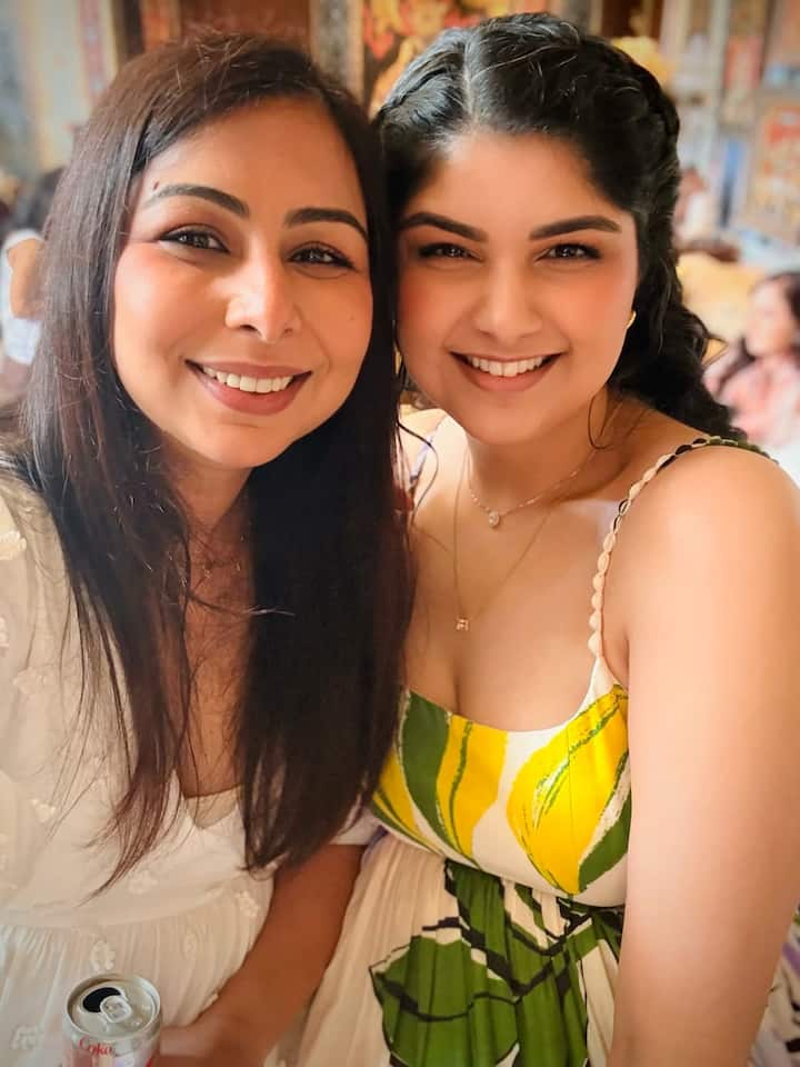 Arjun Kapoor's sister Anshula Kapoor has shared some inside photos of actress Sonam Kapoor's birthday party on Instagram, which are currently trending on social media.