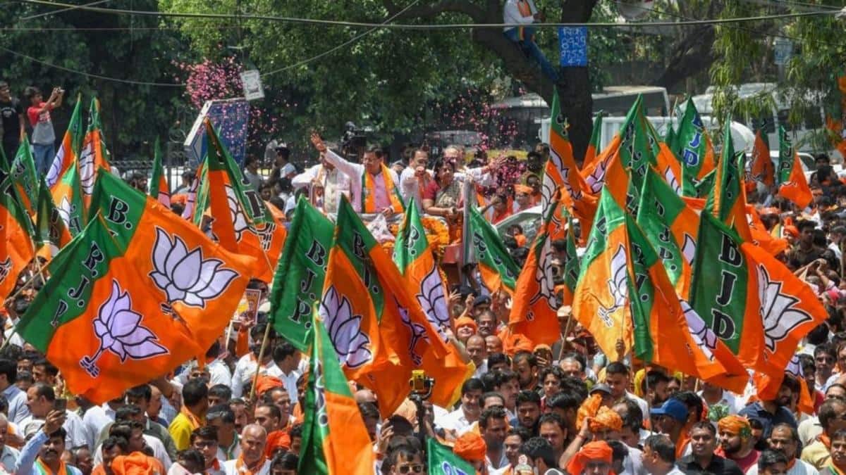படுத்த படுக்கையில் பாஜக; நிர்வாகிகளுக்கு ஐடியா மேல் ஐடியா கொடுத்த நயினார் நாகேந்திரன் - என்ன?
