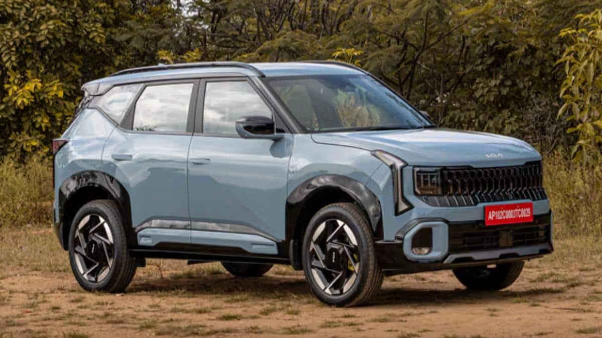 Kia Offers: 1.5 லட்சம் ரூபாய் ஆஃபர்! தள்ளுபடியை தாறுமாறாக அறிவித்த கியா - எந்தெந்த காருக்கு?