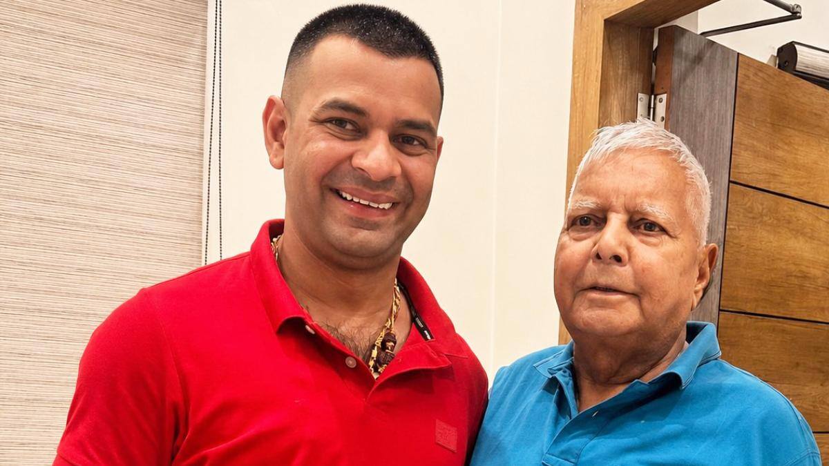 कभी लालू ने घर से किया था 'बेदखल', अब पिता के जन्मदिन पर तेज प्रताप ने कही बड़ी बात, 'आपने मुझे…'