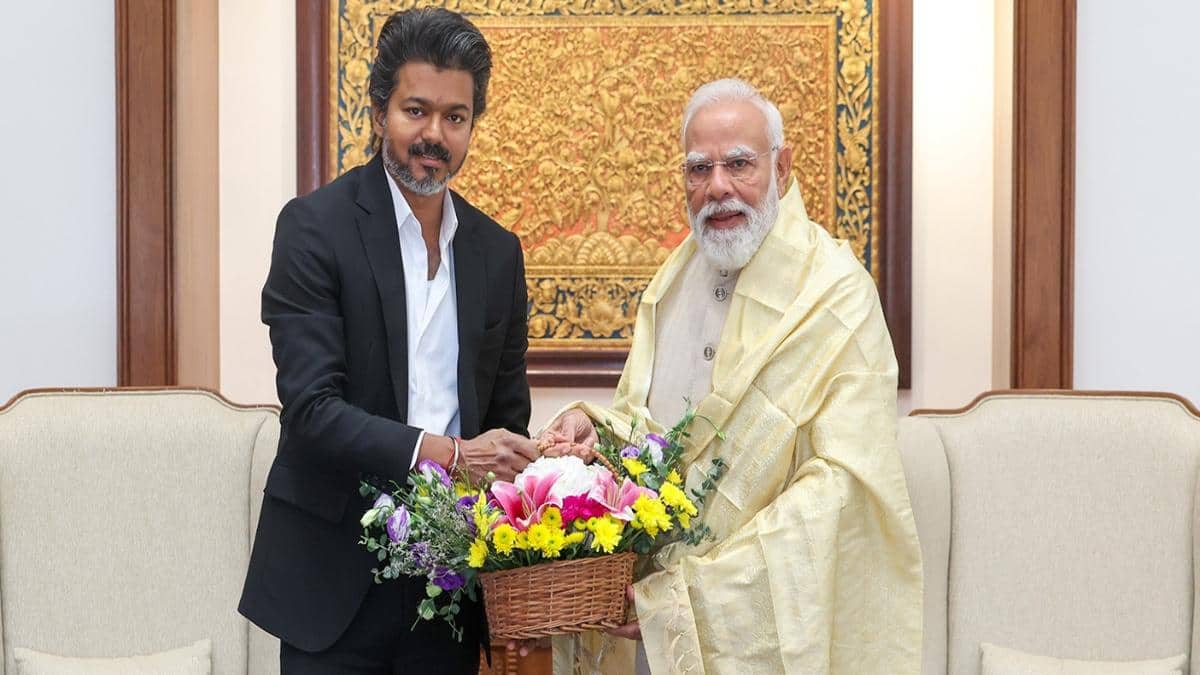 CM Vijay: நிலம் நாங்க தர்றோம்... கோவையில் எய்ம்ஸ் மருத்துவமனை கட்டுங்க - பிரதமரிடம் முதலமைச்சர் விஜய் வேண்டுகோள்