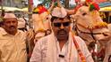 Pune News : संत ज्ञानेश्वर माऊलींच्या रथाला जोडण्यात येणाऱ्या बैलजोडीच्या मानावरून वाद; आळंदीत उमेश राणवडे यांचे बैलजोडीसह बेमुदत आंदोलन