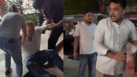 बुजुर्ग से मारपीट मामले में कैब चालक के खिलाफ 14 घंटे बाद FIR, एकनाथ शिंदे के निर्देश के बाद हुई कार्रवाई बुजुर्ग से मारपीट मामले में कैब चालक के खिलाफ 14 घंटे बाद FIR, एकनाथ शिंदे के निर्देश के बाद हुई कार्रवाई