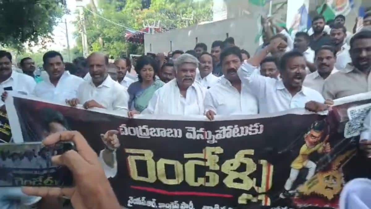 High Tension in Tadipatri: తాడిపత్రిలో హైటెన్షన్.. మాజీ ఎమ్మెల్యే కేతిరెడ్డి పెద్దారెడ్డి అరెస్ట్.. భారీగా పోలీసు బందోబస్తు!