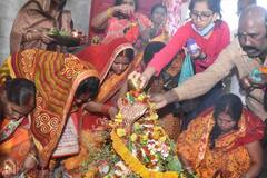 Shravan 2026: এবারে শক্তিশালী শ্রাবণ মাস, দুর্লভ গুরু-পুষ্য রাজযোগ, পঞ্চরাশির সমৃদ্ধি, শিব-বিষ্ণুর দ্বিগুণ আশীর্বাদ