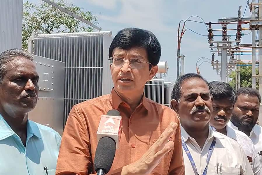 ABP Nadu Exclusive: அடிக்கடி ஆகும் பவர் கட்.. காரணம் இதுதான் - உண்மையை உடைத்த ராதாகிருஷ்ணன் IAS