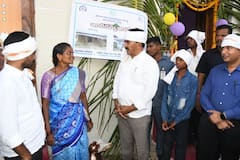 Adilabad Latest News: ఆదిలాబాద్‌లోని రిమ్మ గ్రామాన్ని ఆదర్శ గ్రామంగా తీర్చిదిద్దుతాం- మంత్రి జూపల్లి ప్రకటన