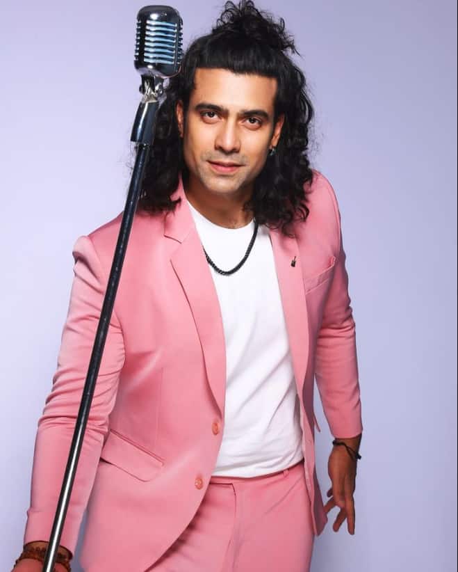 Jubin Nautiyal Birthday: Rejected from 'Indian Idol', today Jubin Nautiyal charges lakhs for a song, know- net worth