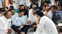 मंत्री गिरीश महाजन रोहित पवारांच्या भेटीला, थेट मुख्यमंत्र्यांना केला फोन, आंदोलनस्थळी नेमकं काय घडलं?