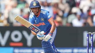 Harmanpreet Kaur Record: మిథాలీ రికార్డును బద్దలు కొట్టిన హర్మన్ప్రీత్, మెగాటోర్నీలో హయ్యెస్ట్ రన్ గెట్టర్ రికార్డు.. దాయాదిపై టీమిండియా భారీ స్కోరు