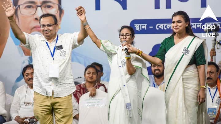 তীব্র বাদানুবাদ থামাতে দু'জনকেই শান্ত থাকার নির্দেশ তৃণমূলনেত্রীর।