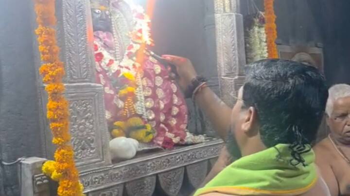 नोंदणीकृत भाविकांची यादी माहितीसाठी संकेतस्थळावर सर्वांसाठी उपलब्ध राहील. दि. 15 जून ते 30 जून 2026 या कालावधीत दररोज सकाळी 7.00 ते 11.00 वा. दर्शन सुविधा उपलब्ध राहील.