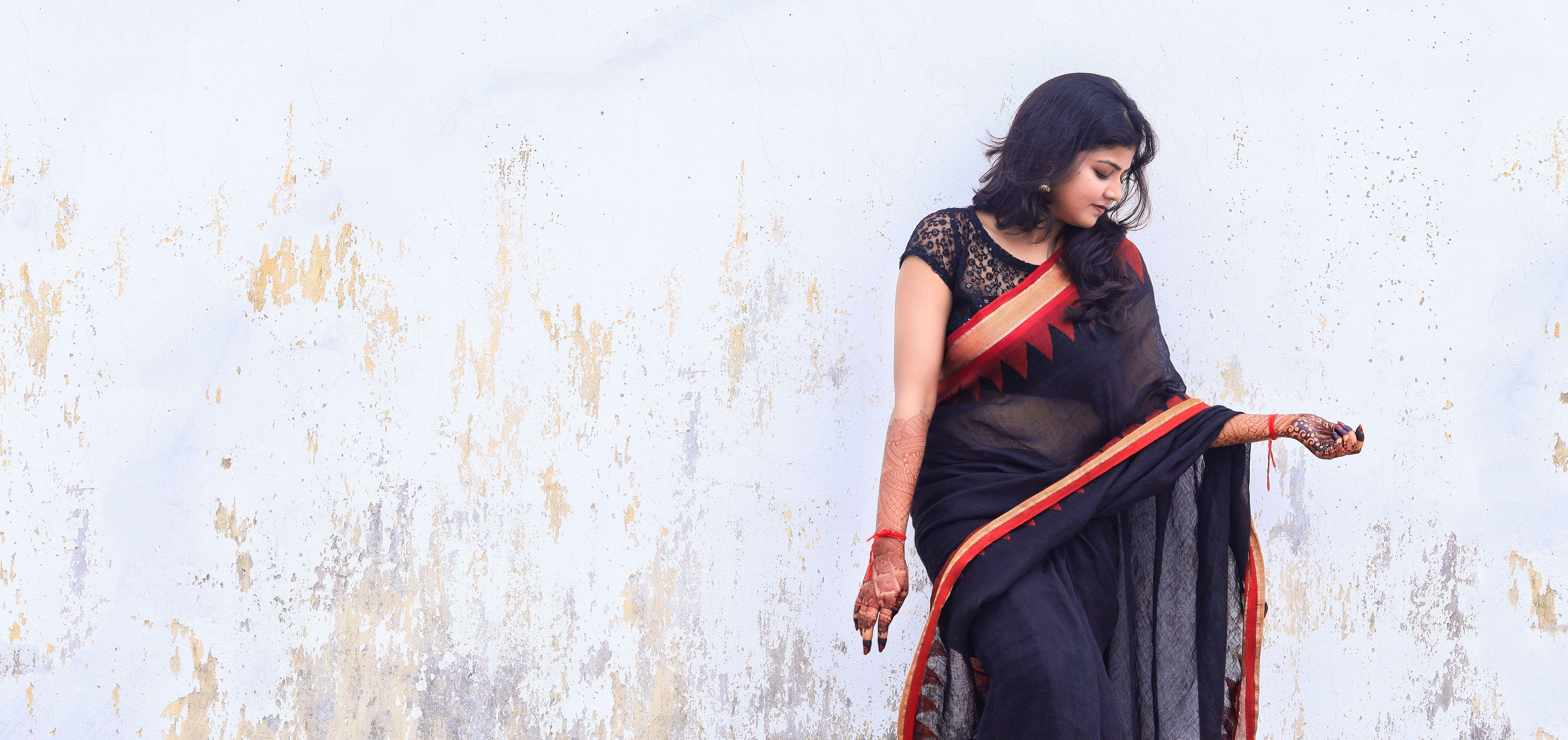 5 Chic Ways To Drape A Saree Based On Your Body Shape