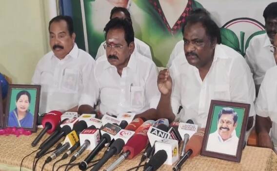 த.வெ.க.,வில் இணையும் செல்லூர் ராஜூ... Sign language மூலம் பதில் சொன்னார் முன்னாள் அமைச்சர் ! த.வெ.க.,வில் இணையும் செல்லூர் ராஜூ... Sign language மூலம் பதில் சொன்னார் முன்னாள் அமைச்சர் !