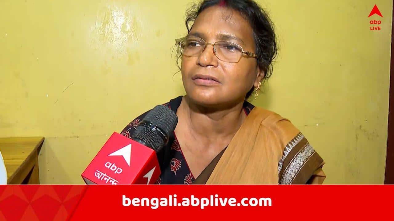RG Kar Case: “জেলে যেতেই হবে”, RG কর কাণ্ডে এক্সক্লুসিভ সাক্ষাৎকারে অভয়ার মা, যার নাম নিলেন এবার, “...তিনি আমার মেয়ের দেহটা দ্রুত দাহ করায় প্রাইজ পেয়েছিলেন”