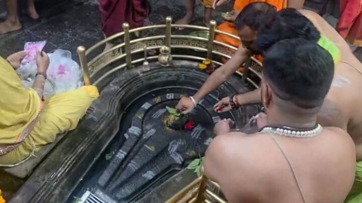 दर्शनासाठी सुरूवातीला मंदिर व्यवस्थापन समितीचे अधिकृत वेबसाईटवर बुकिंग करावे, प्रति दिन 1000 भाविकांना प्रवेश देण्यात येईल.