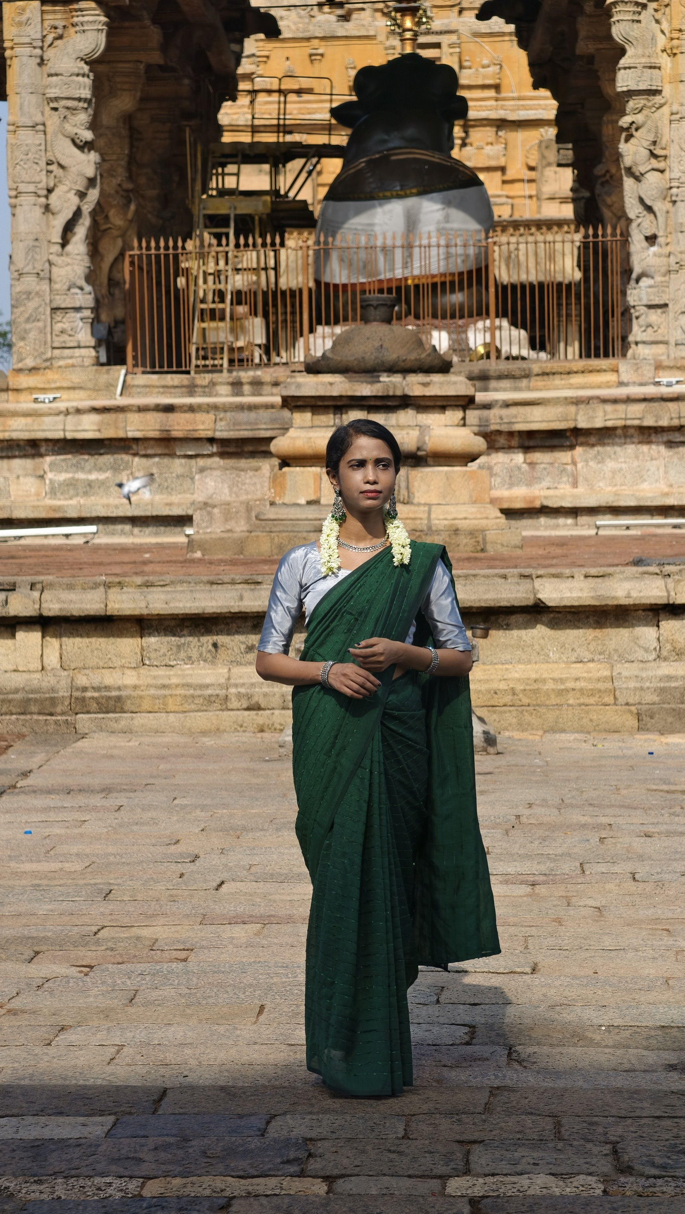 5 Chic Ways To Drape A Saree Based On Your Body Shape