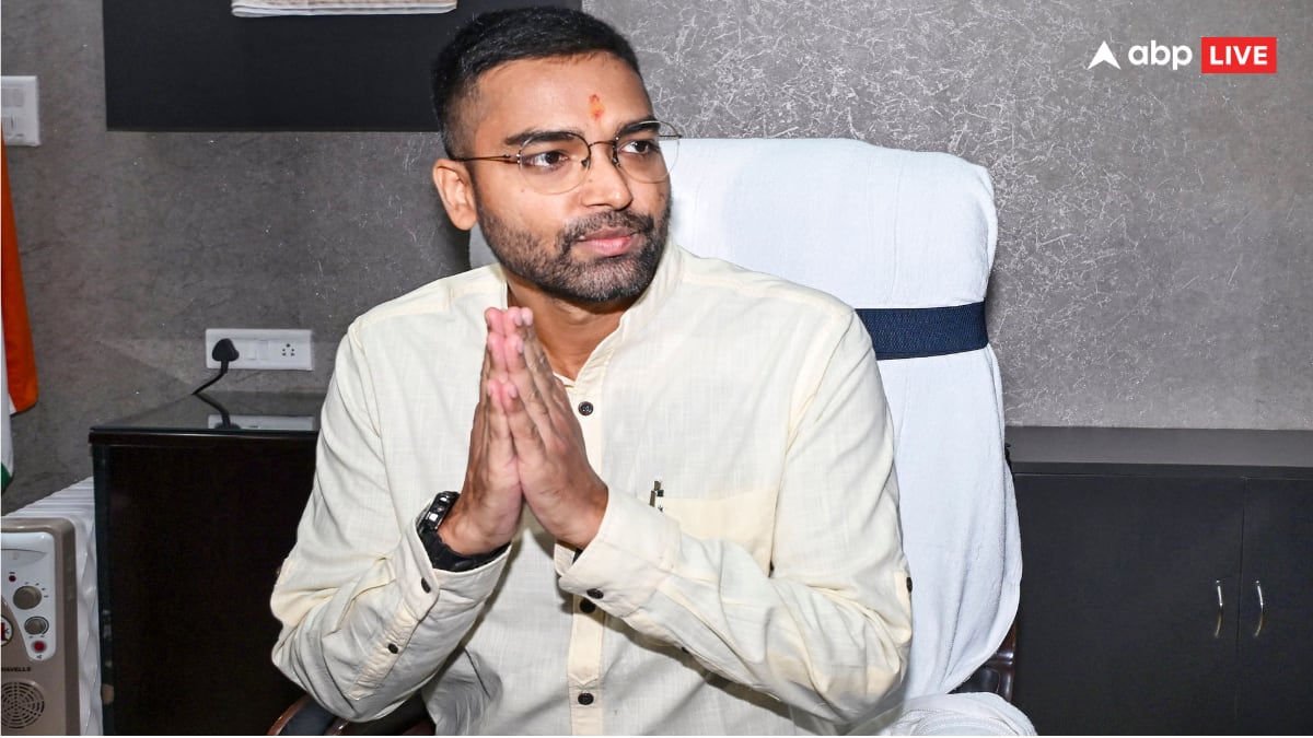 SC On Bihar Minister: 'हम अभी भी मंत्री हैं...' सुप्रीम कोर्ट के नोटिस के बीच दीपक प्रकाश का बड़ा बयान