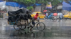 Monsoon 2026 :  বৃষ্টির বড় ঘাটতি, কবে ফুলফর্মে ফিরবে বর্ষা? দিনক্ষণ জানাল IMD