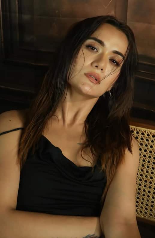 Take off your clothes... you will have to sleep together,' when dirty demands were made from these Bollywood actresses in exchange for work