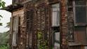 Abandoned Houses: खंडहर या बंद पड़े मकान से क्यों आती हैं अजीब आवाजें, क्या सच में होते हैं भूत?