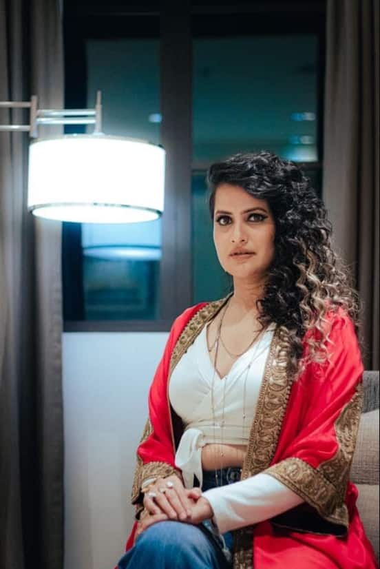 Sona Mohapatra Birthday: Got into trouble with Salman Khan, made serious allegations against Anu Malik-Kailash Kher, Sona Mohapatra is the controversy queen.