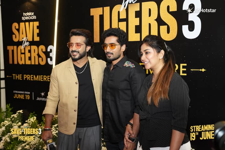 'కార్తీక దీపం' డాక్టర్ బాబు... అదేనండీ నిరుపమ్ పరిటాల, ఆయన భార్య మంజుల, ప్రముఖ యాంకర్ రవి కూడా సందడి చేశారు. (Image Courtesy: jiohotstartelugu / Instagram)