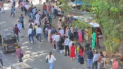 BEST Bus Strike :  बेस्ट कर्मचाऱ्यांच्या संपाचा मुंबईकरांना फटका, 2766 बसपैकी फक्त 32 बस रस्त्यावर; रिक्षा-टॅक्सीसाठी अंधेरी, दादरसह अनेक भागात भली मोठी रांग