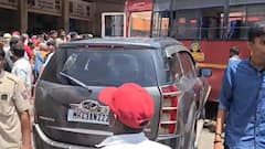 Kolhapur Accident News: इचलकरंजी एसटी डेपोत भीषण अपघात, कार गर्दीत घुसली, लोकांना चिरडलं, सहा जण जखमी