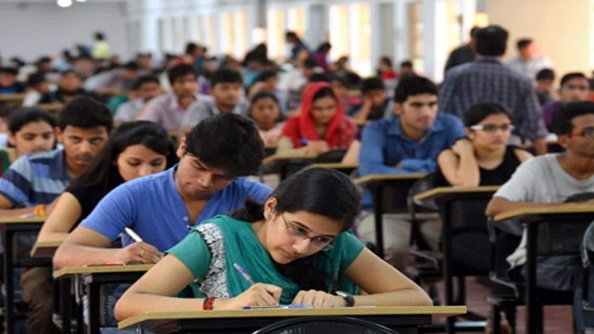 NEET மறு தேர்வு 2026: தூத்துக்குடியில் சிறப்பு பேருந்துகள் ஏற்பாடு. முக்கிய அறிவுறுத்தல்கள் வெளியீடு..