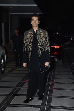 दिनेश विजान की बीवी की बर्थडे पार्टी में कृति सेनन ने चुरा ली लाइमलाइट, करण जौहर भी छाए, देखें फोटोज