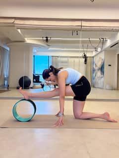 Pragya Jaiswal: ప్రగ్యా జైస్వాల్ యోగా ఫోటోలు... ఇంటర్నేషనల్ Yoga Day 2026 స్పెషల్